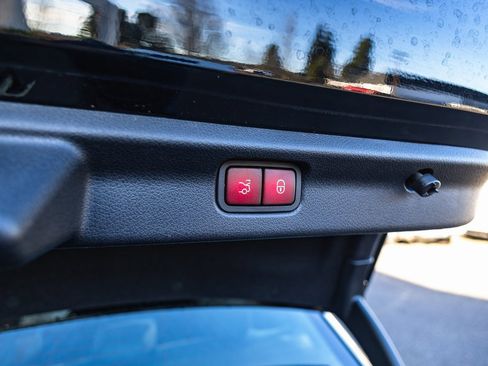 Used 2023 Mercedes-Benz EQE 350+ Sedan image 40