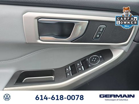 Used 2022 Ford Explorer XLT w/ Equipment Group 202A AWD/4WD image 33