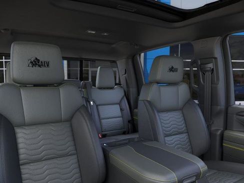 New 2026 Chevrolet Silverado 2500 ZR2 image 24