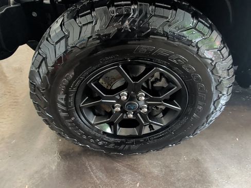 Used 2024 Jeep Wrangler Unlimited AWD/4WD image 9