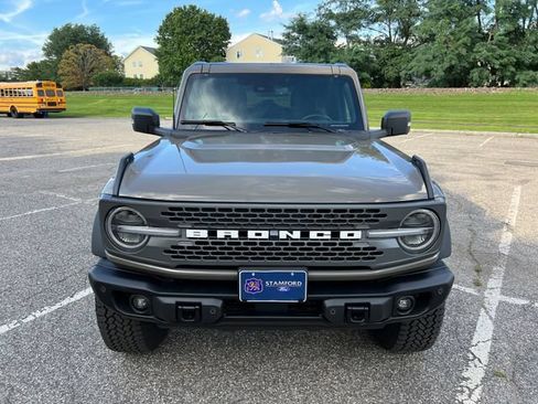 Used 2025 Ford Bronco Badlands AWD/4WD image 3