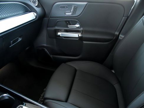 Certified 2025 Mercedes-Benz EQB 300 4MATIC image 25