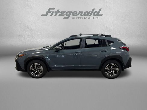 Used 2024 Subaru Crosstrek 2.0i Premium w/ Popular Package #4 AWD/4WD image 2