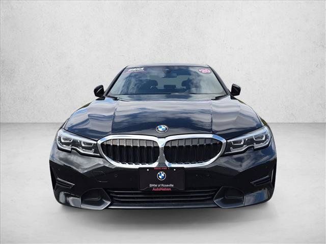 Used 2020 BMW 330i Sedan w/ Premium Package RWD image 2