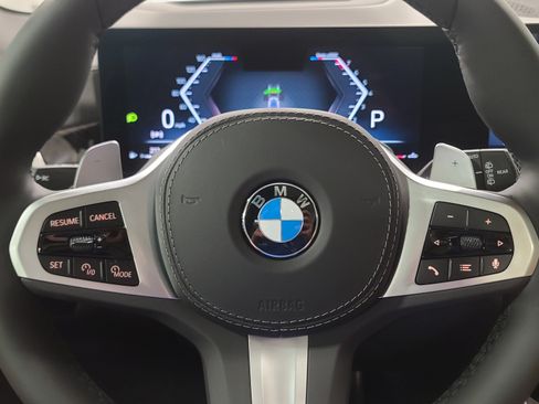 New 2026 BMW X5 xDrive40i w/ M Sport Package AWD/4WD image 16