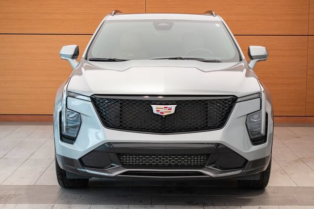 Certified 2025 Cadillac XT4 Sport AWD/4WD image 2