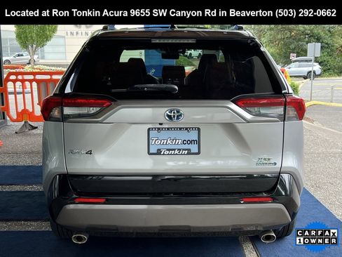 Used 2019 Toyota RAV4 XSE image 6
