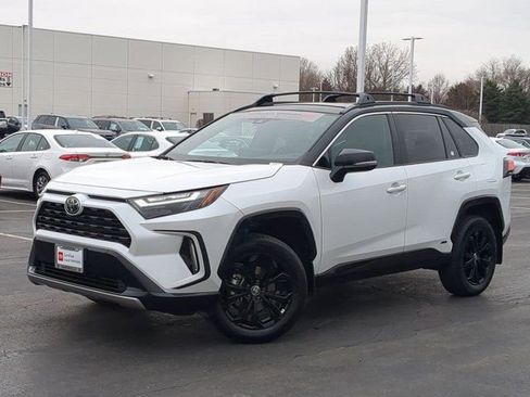 Certified 2025 Toyota RAV4 XSE w/ Weather Package image 2