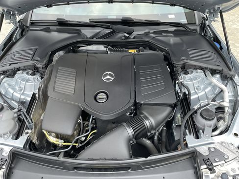 Certified 2024 Mercedes-Benz CLE 300 4MATIC Coupe image 44