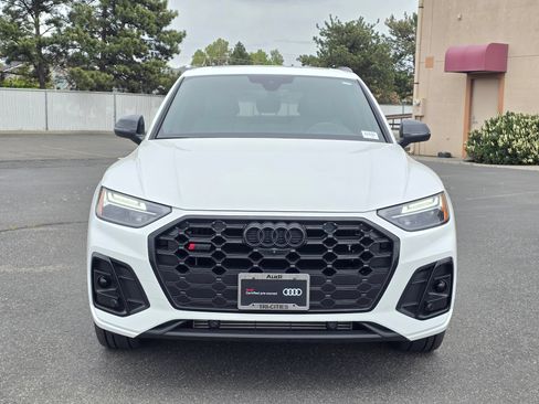 Certified 2023 Audi SQ5 Premium Plus w/ Premium Plus Package AWD/4WD image 38