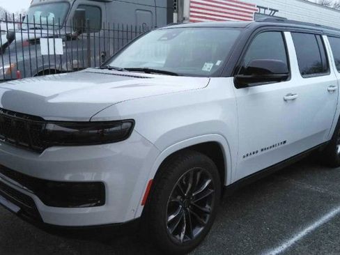 Used 2024 Jeep Grand Wagoneer L Series II w/ Quick Order Packagew 28T image 2