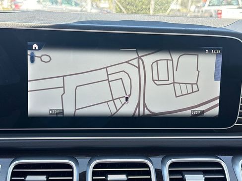 Used 2026 Mercedes-Benz GLE 450e 4MATIC image 32