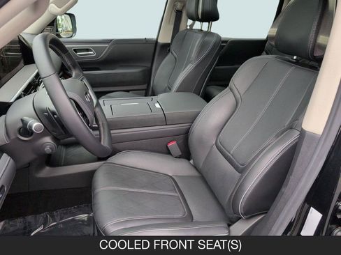 Used 2025 INFINITI QX80 Sensory AWD/4WD image 14