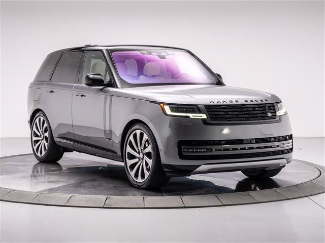 Used 2023 Land Rover Range Rover SE AWD/4WD image 7