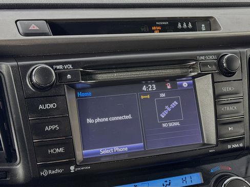 Used 2018 Toyota RAV4 XLE image 14