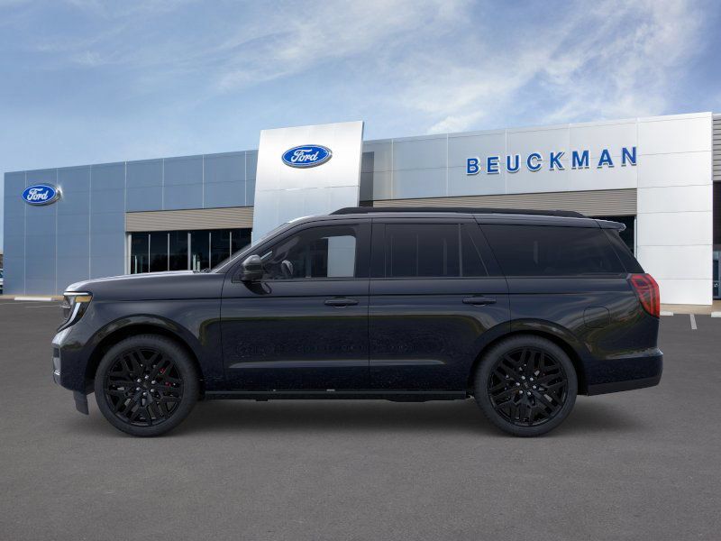 Used 2026 Ford Expedition Platinum w/ Stealth Performance Package AWD/4WD image 5