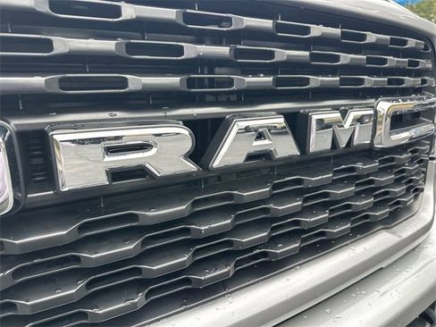 Used 2024 RAM 2500 Big Horn w/ Sport Appearance Package image 30