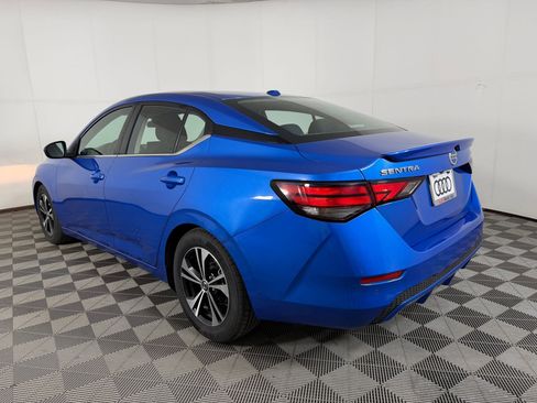 Used 2021 Nissan Sentra SV image 3
