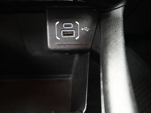 Used 2024 Jeep Compass Trailhawk AWD/4WD image 9
