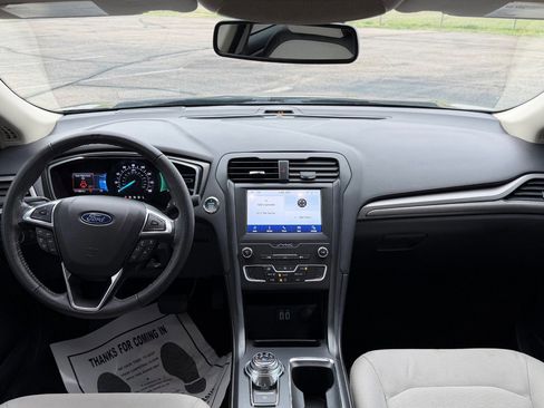 Certified 2020 Ford Fusion SE w/ Equipment Group 151A FWD image 20
