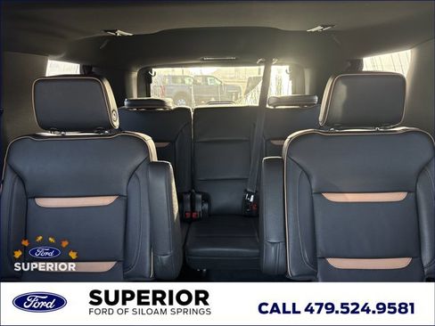 Used 2023 GMC Yukon AT4 w/ AT4 Premium Plus Package image 25