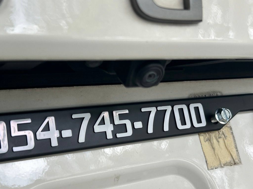 Used 2024 Nissan Rogue S FWD image 16