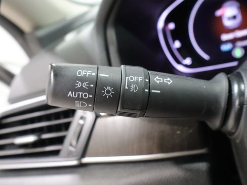 Used 2019 Honda Accord EX-L image 36
