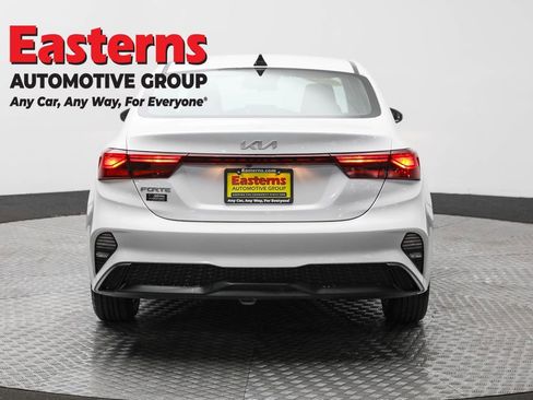 Used 2024 Kia Forte LXS image 6