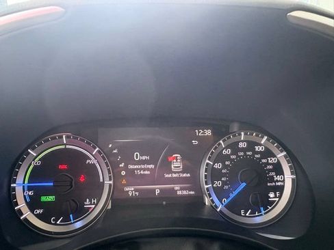 Used 2023 Toyota Highlander XLE AWD/4WD image 25