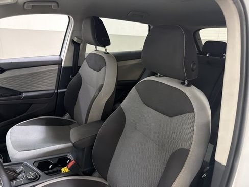 Certified 2023 Volkswagen Taos S AWD/4WD image 5