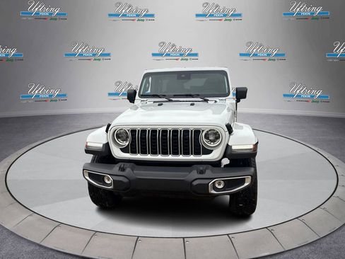 Used 2025 Jeep Wrangler Unlimited Sahara image 8