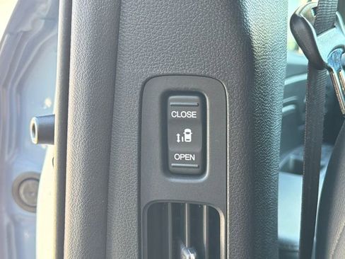 Used 2025 Honda Odyssey Sport-L image 41