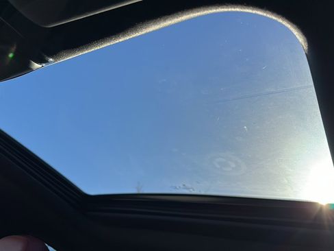 Used 2023 BMW M340i w/ Premium Package image 37