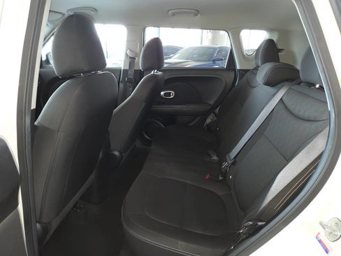 Used 2018 Kia Soul FWD image 20