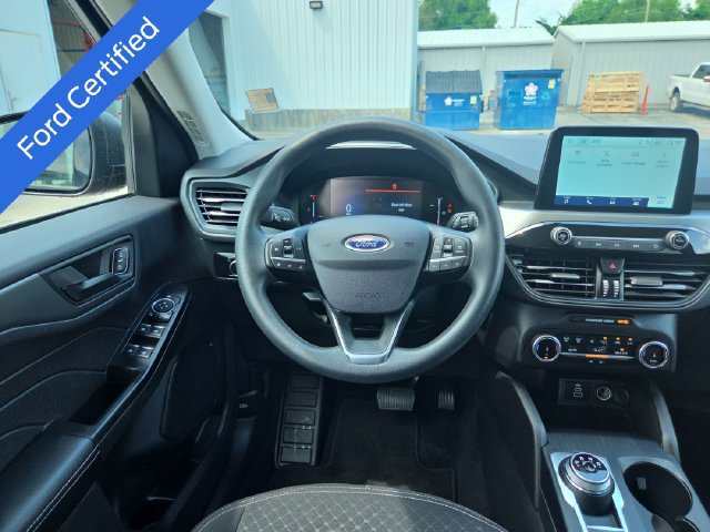 Used 2025 Ford Escape Active AWD/4WD image 14