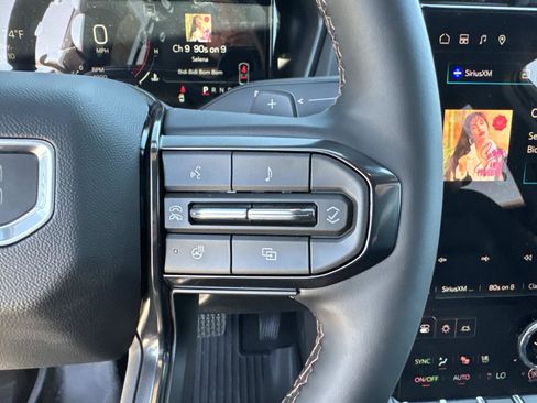 New 2026 GMC Terrain AT4 w/ Convenience Package III AWD/4WD image 31