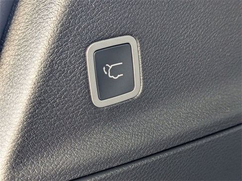 New 2026 Chrysler Pacifica Select image 29