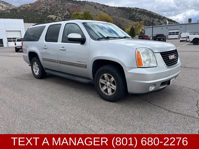 Used 2013 GMC Yukon XL SLT AWD/4WD image 1