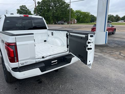 New 2025 Ford F150 Platinum w/ FX4 Off-Road Package image 11