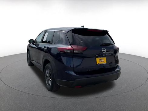Used 2026 Nissan Rogue SV AWD/4WD image 9