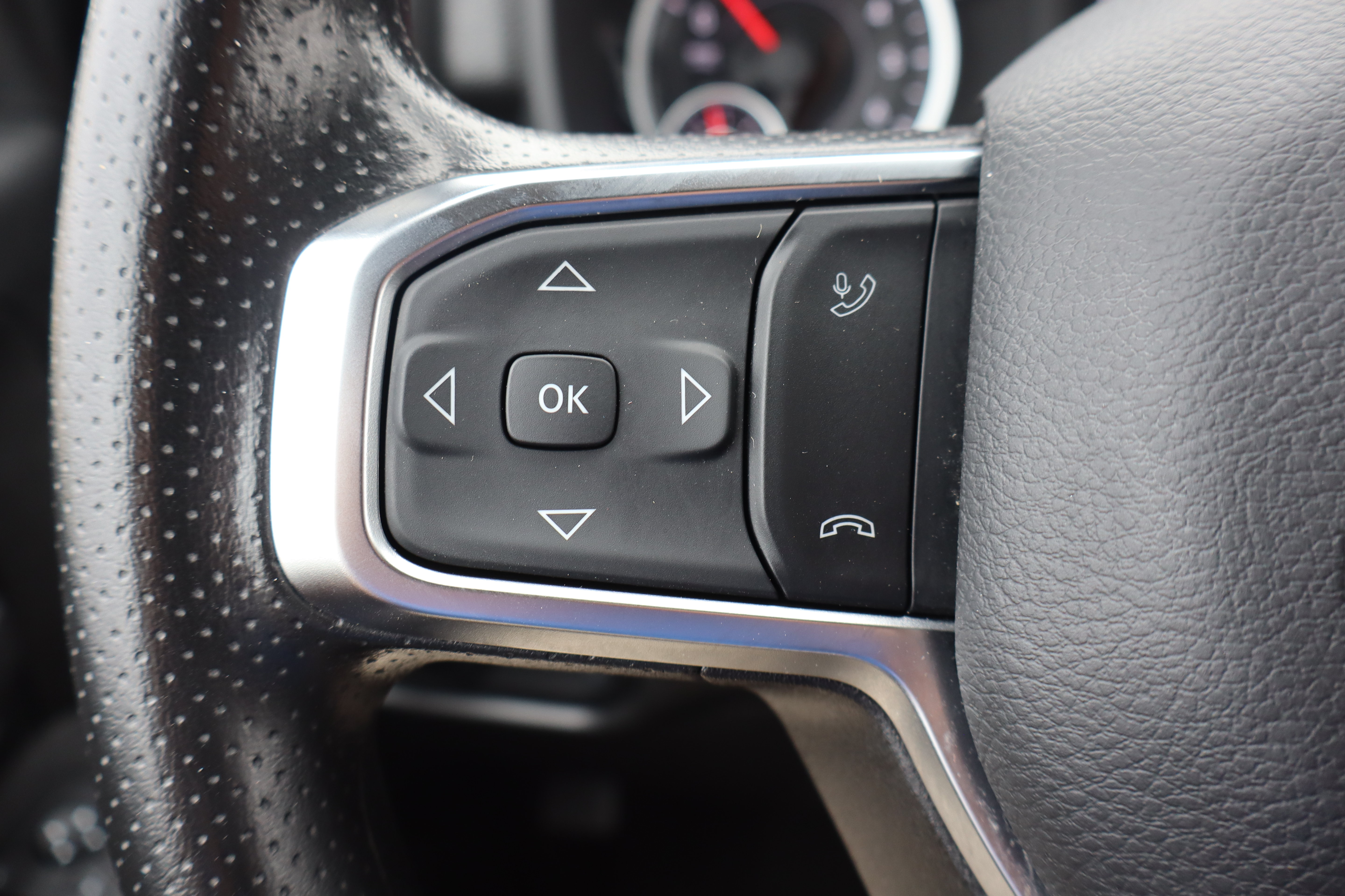 Used 2025 RAM 2500 Tradesman AWD/4WD image 15