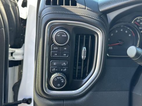 Used 2022 Chevrolet Silverado 1500 LT Trail Boss w/ Bed Protection Package image 24