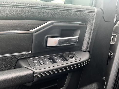 New 2026 RAM 5500 4x4 Crew Cab image 11