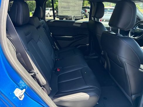 New 2026 Jeep Cherokee Limited AWD/4WD image 10