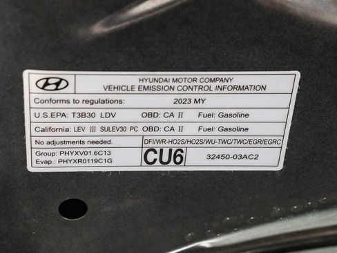 Used 2023 Hyundai Elantra Limited FWD image 29