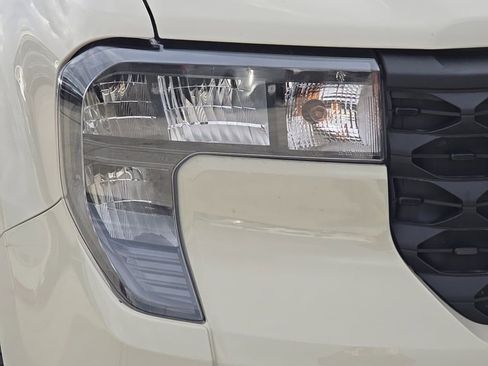 Used 2025 Ford Maverick XL w/ 4K Tow Package image 8