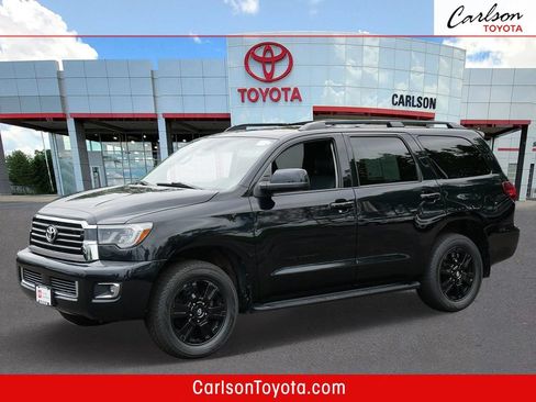 Used 2018 Toyota Sequoia TRD Sport AWD/4WD image 1