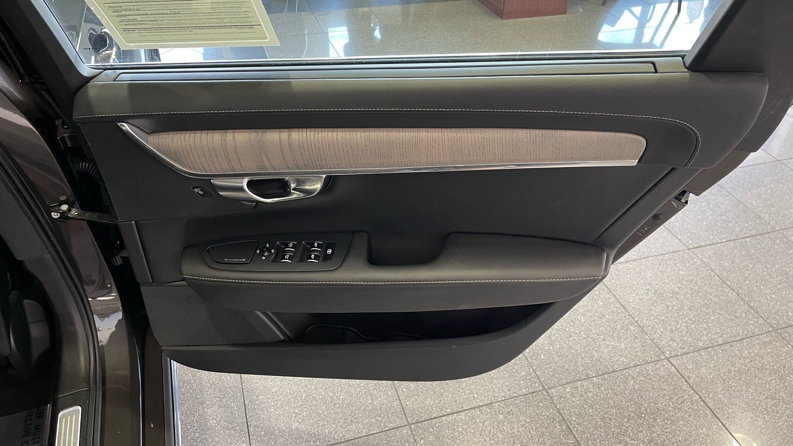 Used 2023 Volvo S90 B6 Ultimate w/ Protection Package Premier AWD/4WD image 45