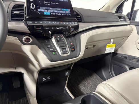 New 2026 Honda Odyssey EX-L image 16