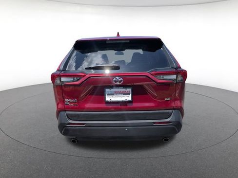 Used 2024 Toyota RAV4 LE FWD image 5